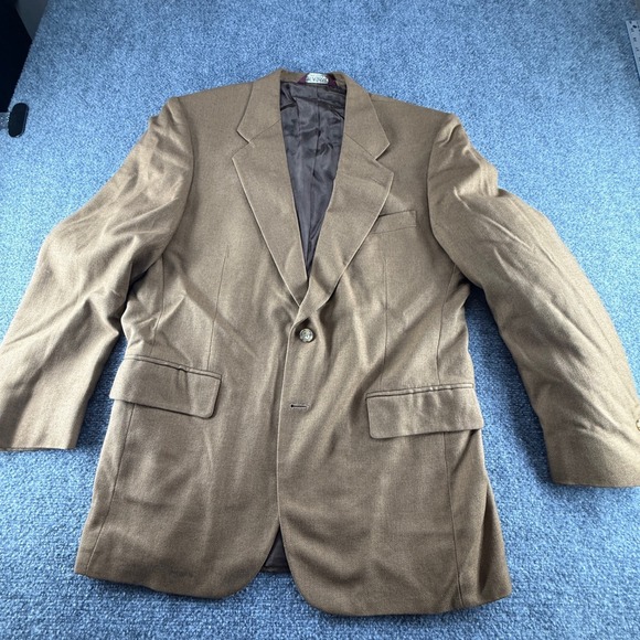 Jos. A. Bank Other - Jos A Bank Mens Brown Herringbone Two Button Blazer Sport Coat Made in Poland